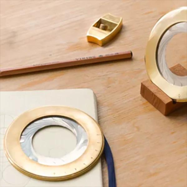 Iris Campaign-brings together the art of drawing and photography