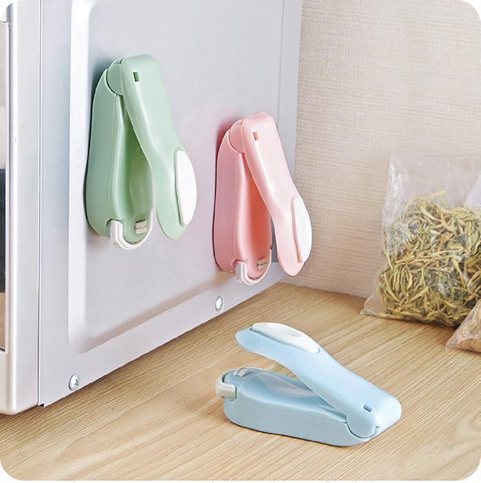 50％OFF🎉Buy 1 Get 1 Free  >> Mini Portable Heat Sealer